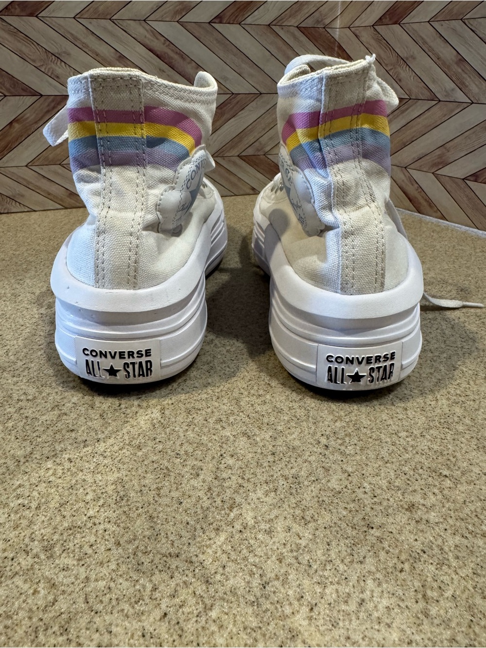 Ladies 7.5 or Youth 5.5 high platform Rainbow Cloud lace up - Picture 5 of 9